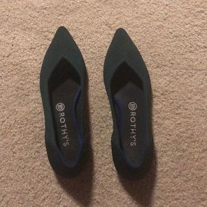 Rothy’s Emerald points. Barely worn. Size 9.5.